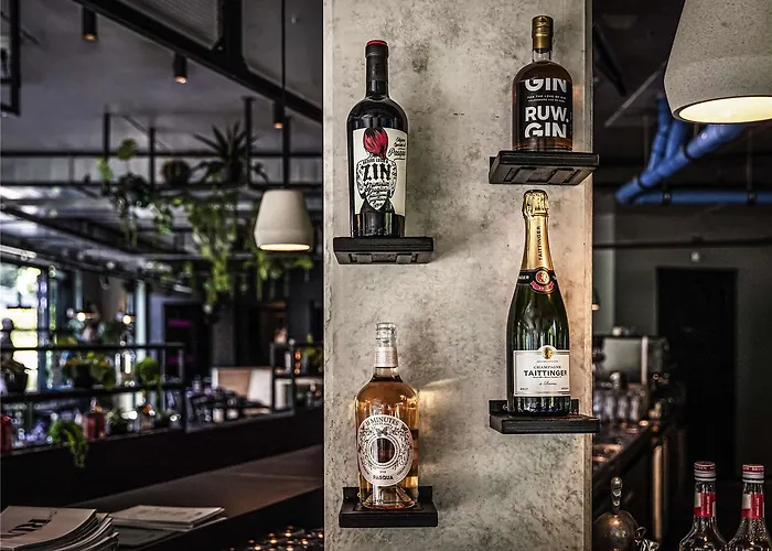 Отель Valkenburg By Mercure - Next To Shimano Experience Center 4*